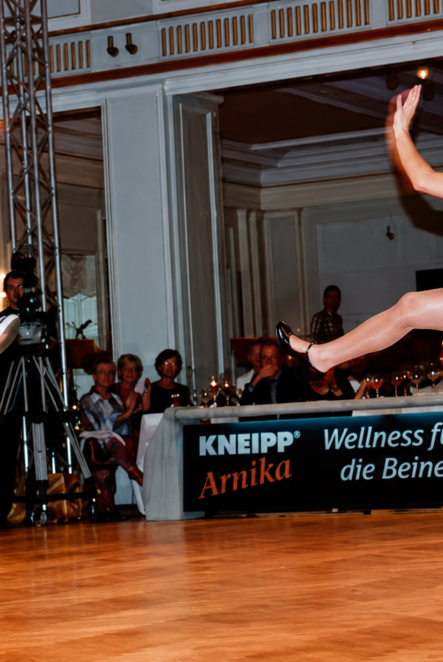 Andrea Schiffer and Michael Grimm performing championship swing dance